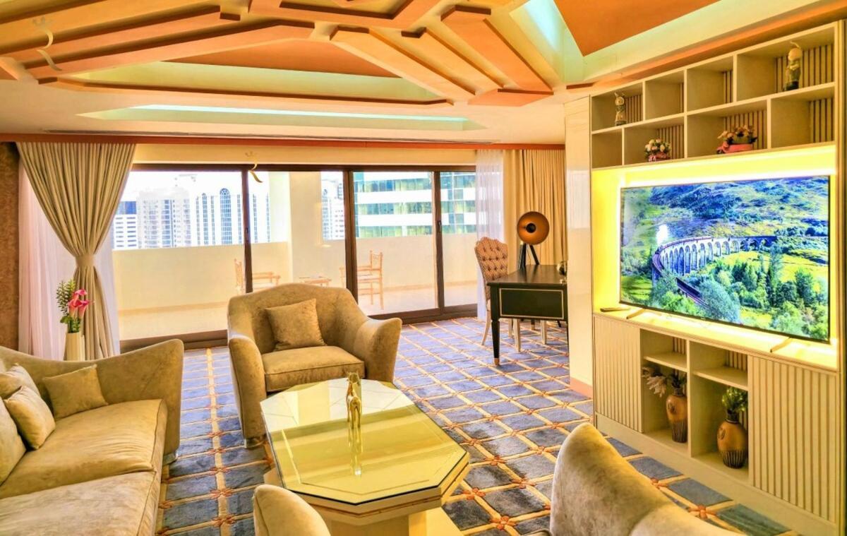 Timeless Elegance Italian-style Penthouse Retreat * Abu Dhabi